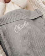 Couverture en Tricot Gris